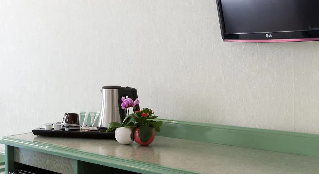 Hotel Vendome Saint-Germain Париж Франция
