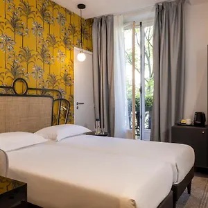 Otel De Suez