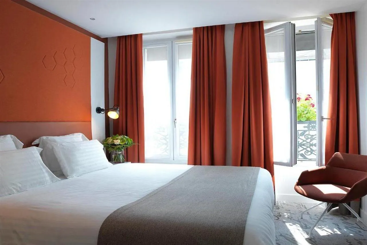 ***  Hotel Vendome Saint-Germain Paris France